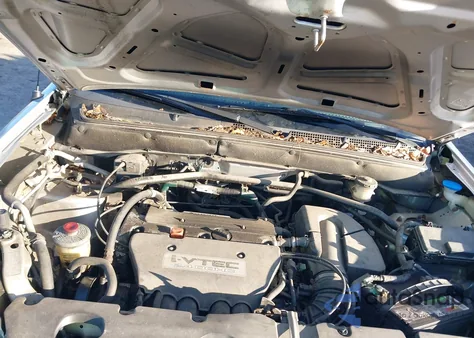 2004 Honda Cr-V Lx z USA, uszkodzony, nr VIN SHSRD78494U242250